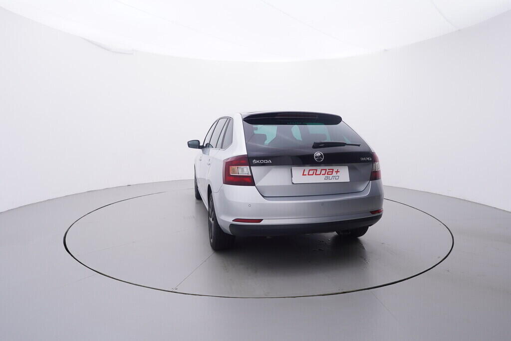 OV190V09976_13.webp_RAPID SPACEBACK 219 1.0 TSI 81 kW manuál