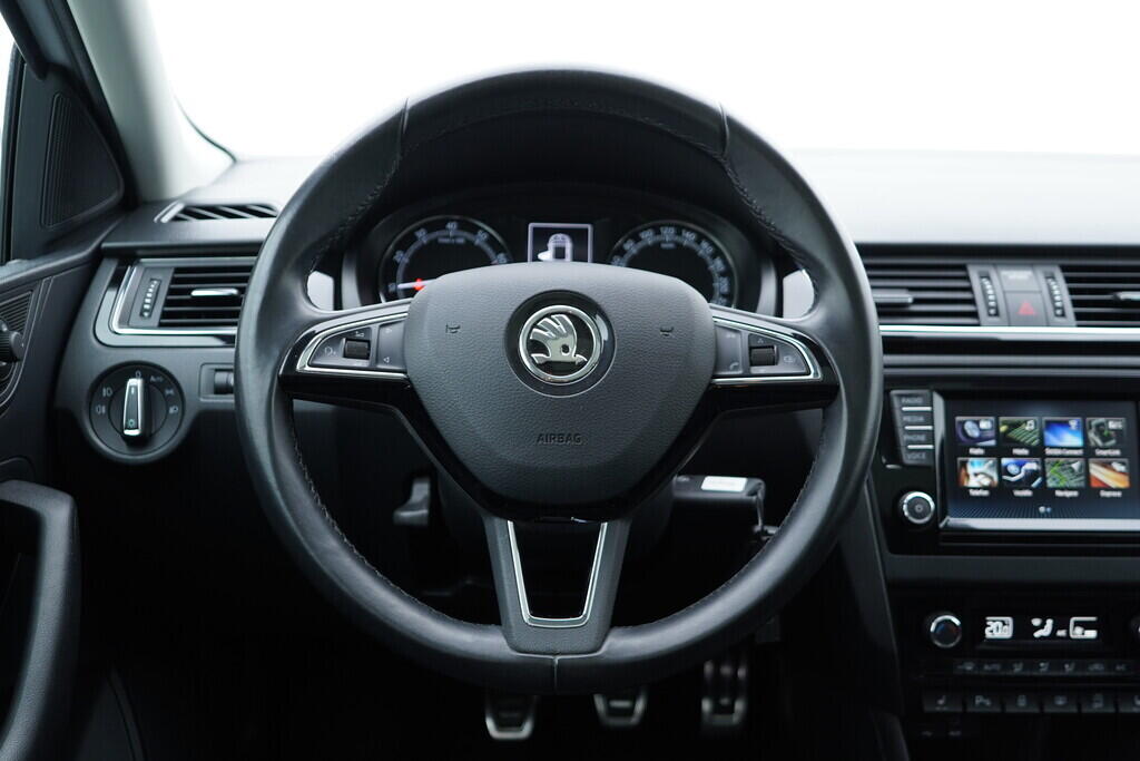 OV190V09976_26.webp_RAPID SPACEBACK 219 1.0 TSI 81 kW manuál