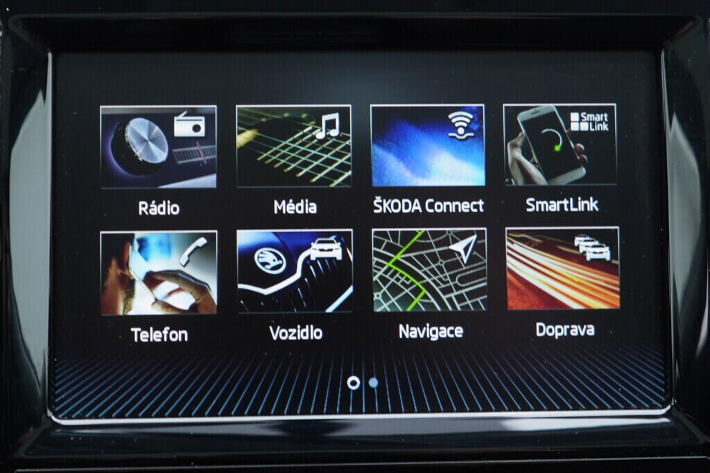 OV190V09976_27.webp_RAPID SPACEBACK 219 1.0 TSI 81 kW manuál