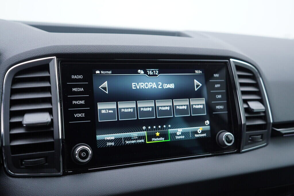 OV190V09978_29.webp_KAROQ Selection 1.5 TSI 110 kW automat, DPH