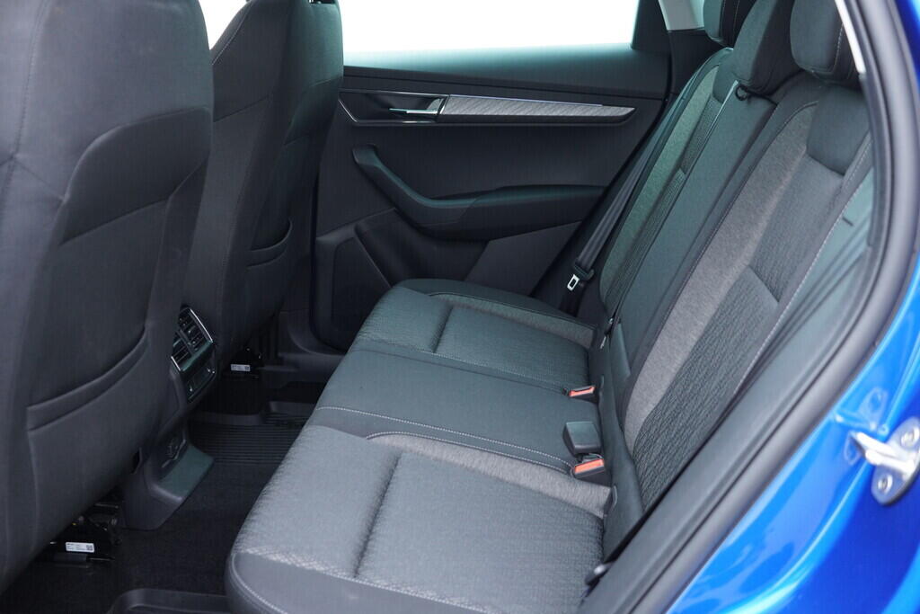 OV190V09978_37.webp_KAROQ Selection 1.5 TSI 110 kW automat, DPH