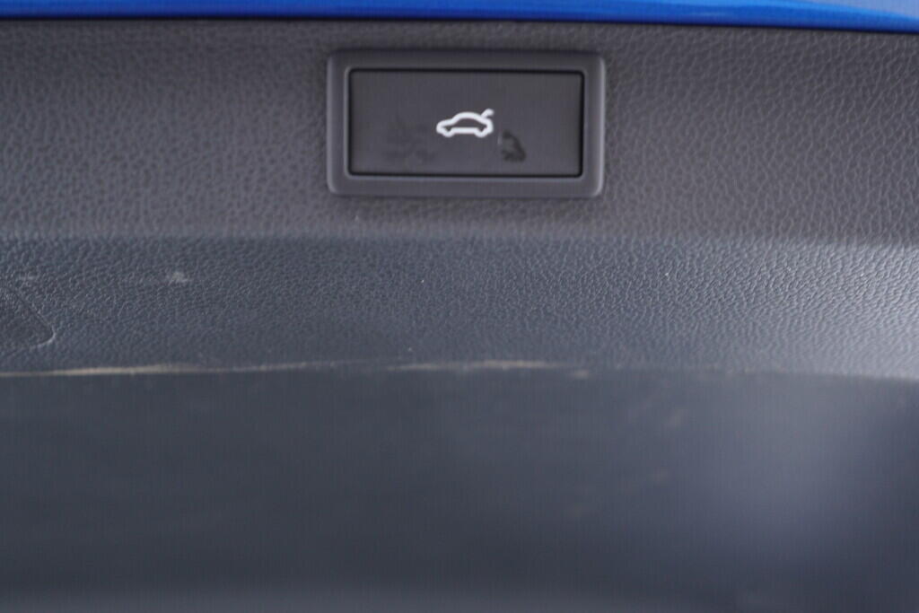 OV190V09978_38.webp_KAROQ Selection 1.5 TSI 110 kW automat, DPH