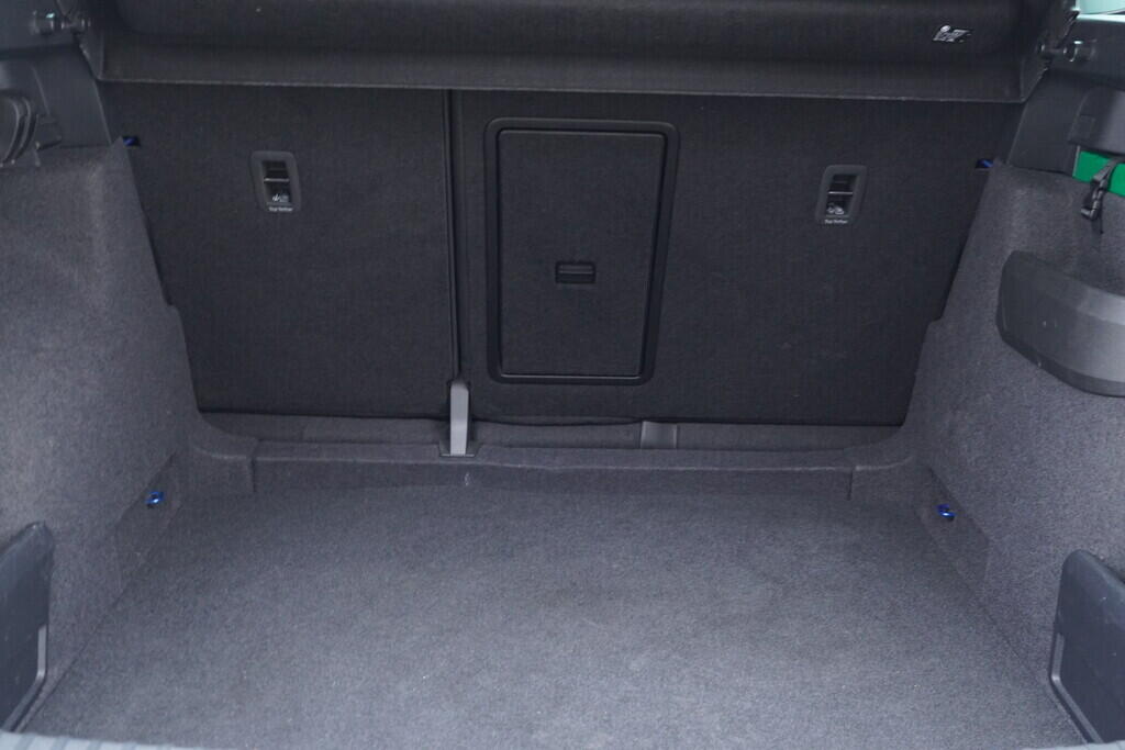 OV190V09978_39.webp_KAROQ Selection 1.5 TSI 110 kW automat, DPH