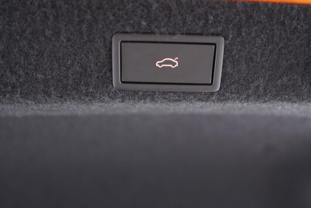 OV190V09980_39.webp_OCTAVIA RS 2.0 TSI 180 kW automat, DPH