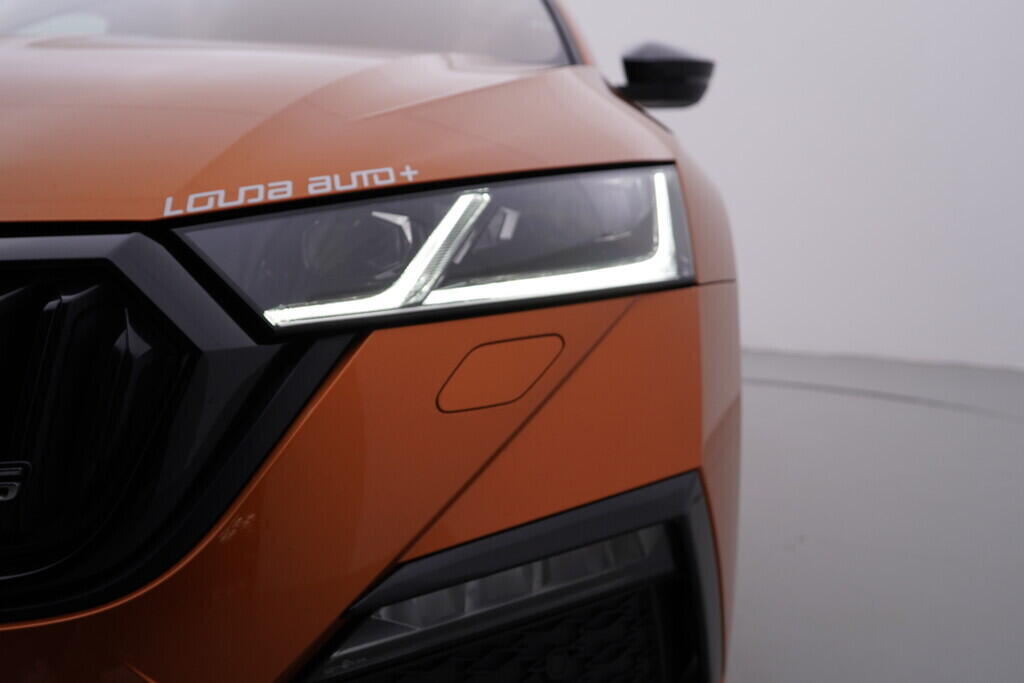 OV190V09980_49.webp_OCTAVIA RS 2.0 TSI 180 kW automat, DPH