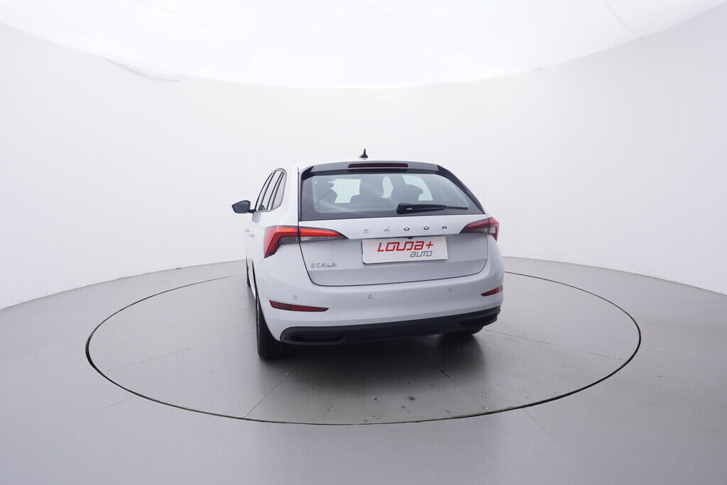 OV190V09981_13.webp_SCALA Ambition 1.5 TSI 110 kW automat, DPH