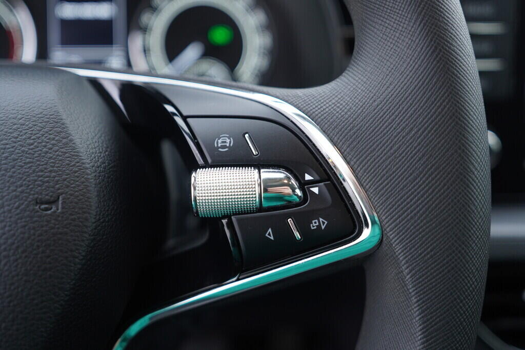 OV190V09981_26.webp_SCALA Ambition 1.5 TSI 110 kW automat, DPH