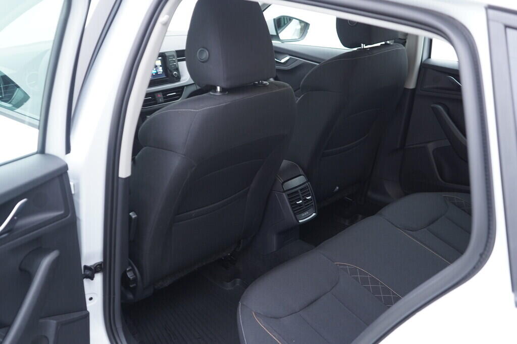 OV190V09981_35.webp_SCALA Ambition 1.5 TSI 110 kW automat, DPH