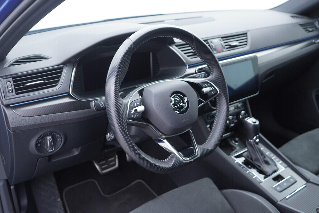 OV190V09984_22.webp_SUPERB SportLine 2.0 TDI 147 kW automat, DPH