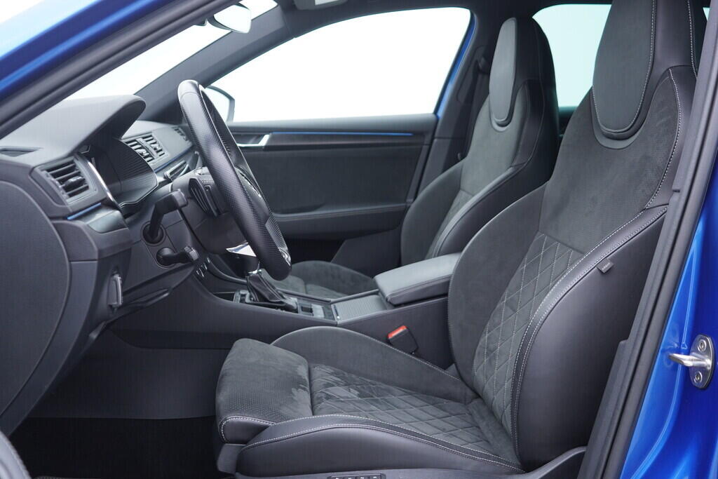 OV190V09984_23.webp_SUPERB SportLine 2.0 TDI 147 kW automat, DPH