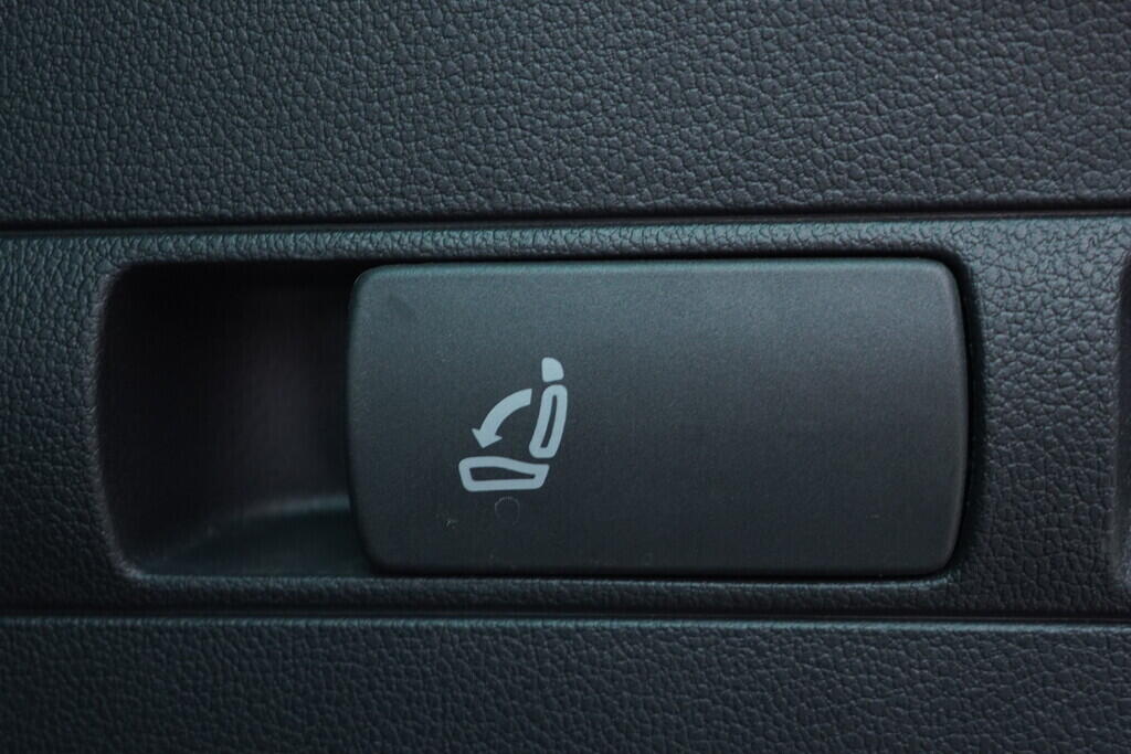 OV190V09984_43.webp_SUPERB SportLine 2.0 TDI 147 kW automat, DPH