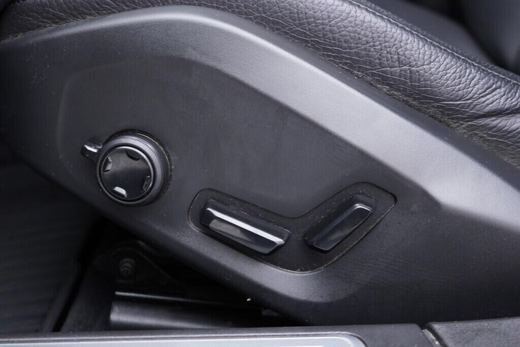 OV190V09985_23.webp_V90 Momentum 2.0 D4 145 kW automat, DPH