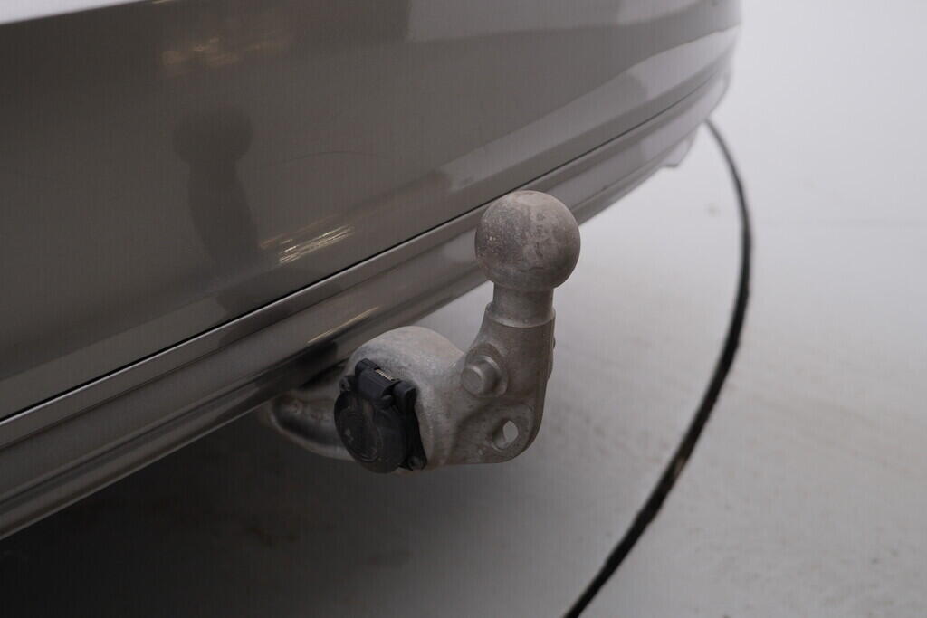 OV190V09985_45.webp_V90 Momentum 2.0 D4 145 kW automat, DPH