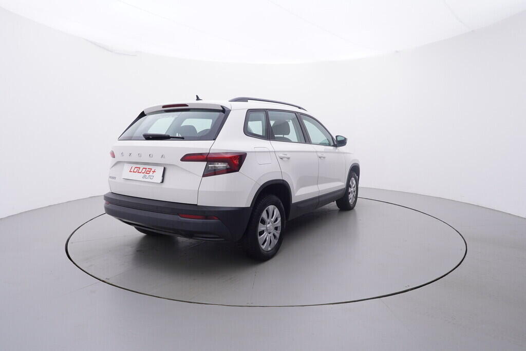 OV190V09986_14.webp_KAROQ Ambition 1.6 TDI 85 kW automat, DPH