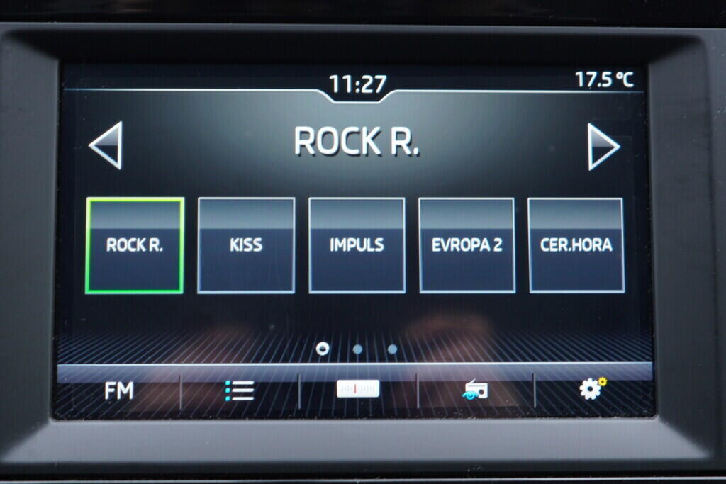 OV190V09986_27.webp_KAROQ Ambition 1.6 TDI 85 kW automat, DPH