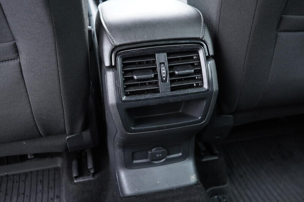 OV190V09986_34.webp_KAROQ Ambition 1.6 TDI 85 kW automat, DPH