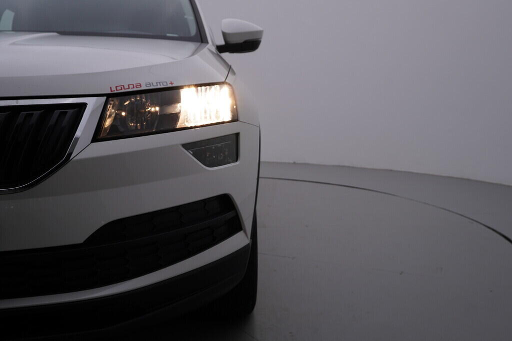 OV190V09986_39.webp_KAROQ Ambition 1.6 TDI 85 kW automat, DPH