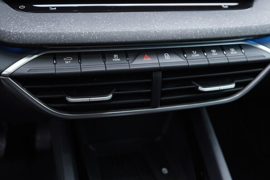 OV190V09992_32.webp_OCTAVIA Selection 2.0 TDI 110 kW automat, DPH