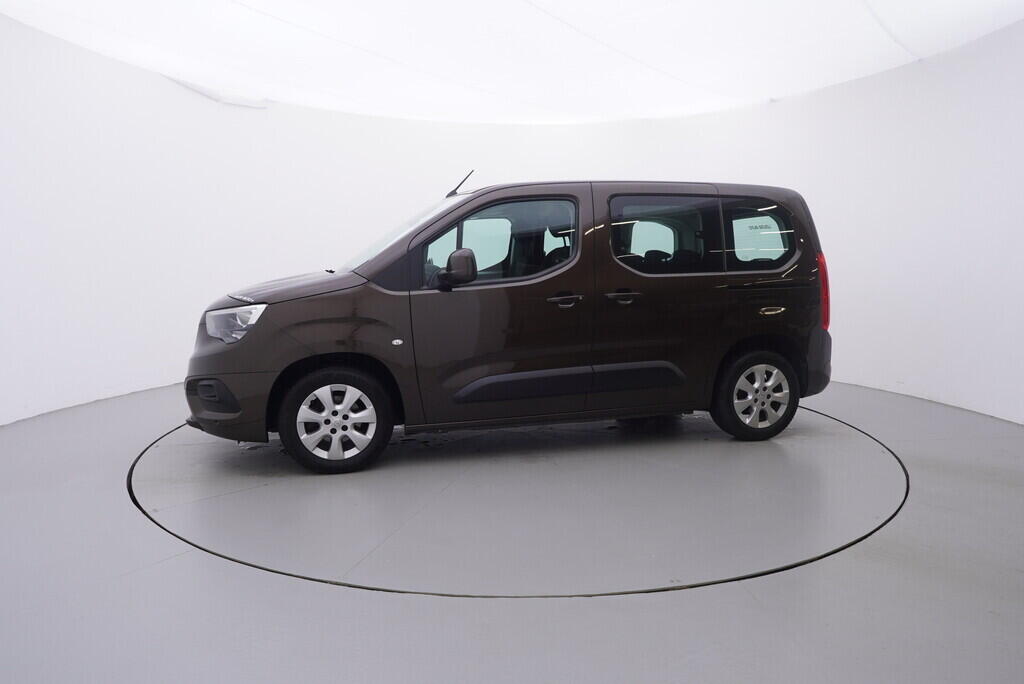 OV190V09994_11.webp_COMBO  1.5 CDTi 75 kW manuál