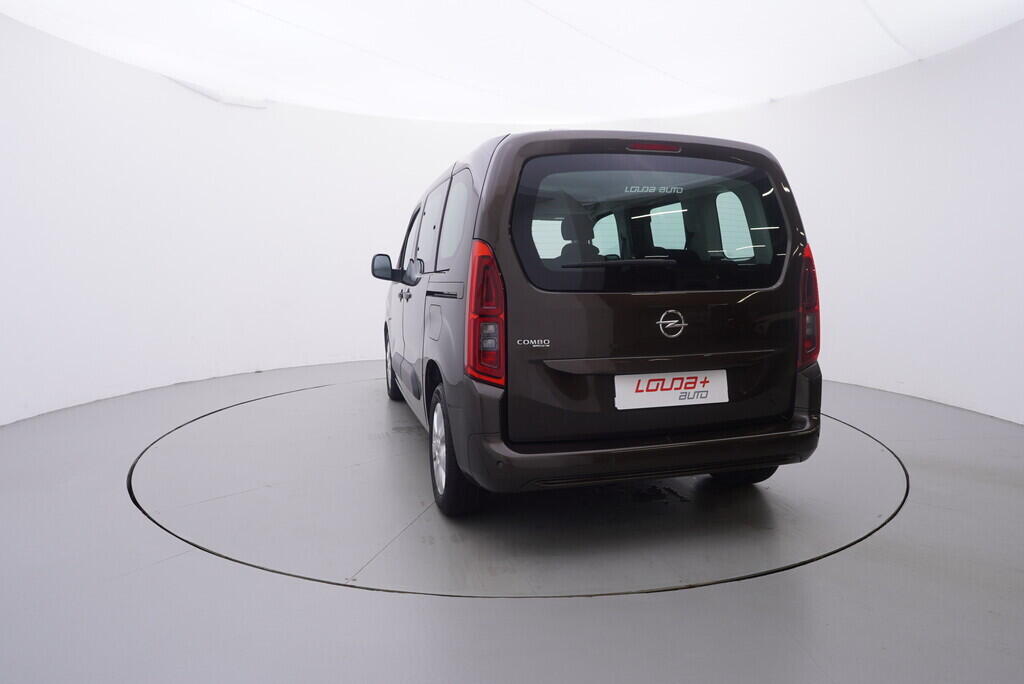 OV190V09994_13.webp_COMBO  1.5 CDTi 75 kW manuál