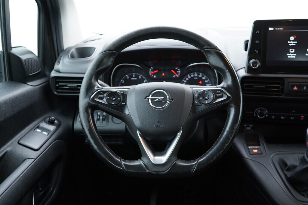 OV190V09994_26.webp_COMBO  1.5 CDTi 75 kW manuál