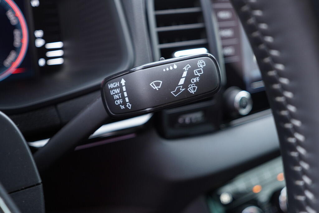 OV190V09995_24.webp_KAROQ SportLine 1.5 TSI 110 kW automat, DPH