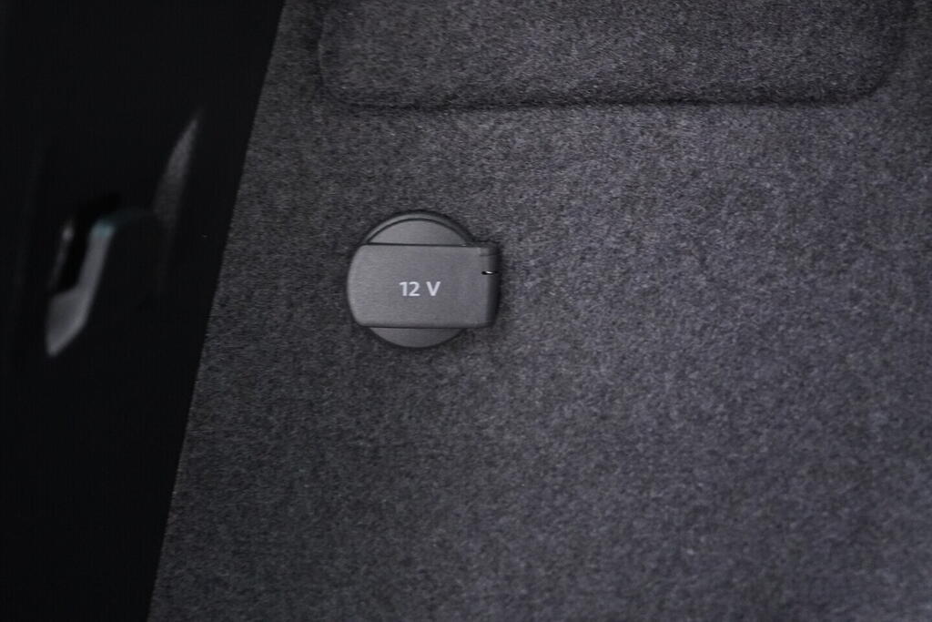 OV190V09995_39.webp_KAROQ SportLine 1.5 TSI 110 kW automat, DPH