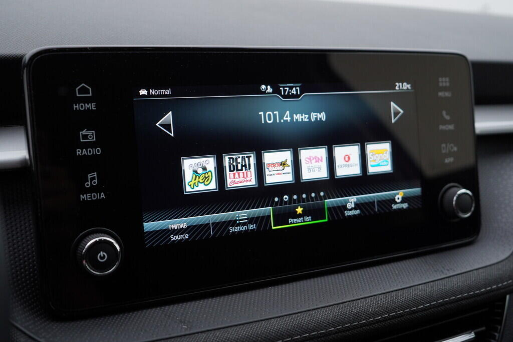 OV190V10014_27.webp_FABIA Top Selection 1.0 TSI 85 kW automat, DPH