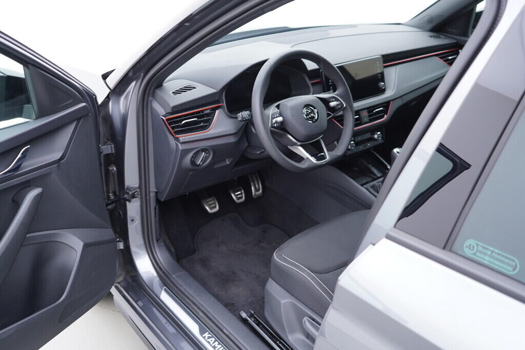 OV190V10015_18.webp_KAMIQ Monte Carlo 1.0 TSI 85 kW manuál, DPH