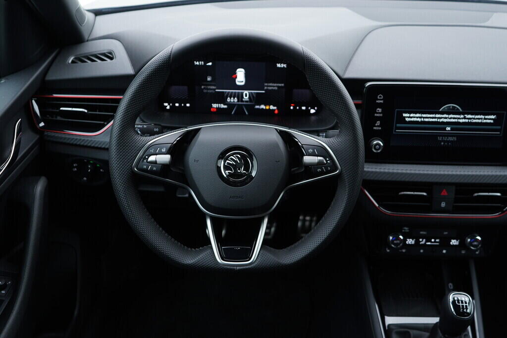 OV190V10015_26.webp_KAMIQ Monte Carlo 1.0 TSI 85 kW manuál, DPH