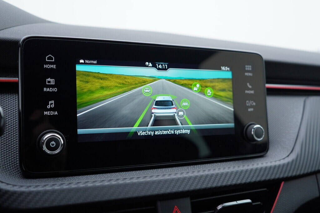 OV190V10015_30.webp_KAMIQ Monte Carlo 1.0 TSI 85 kW manuál, DPH