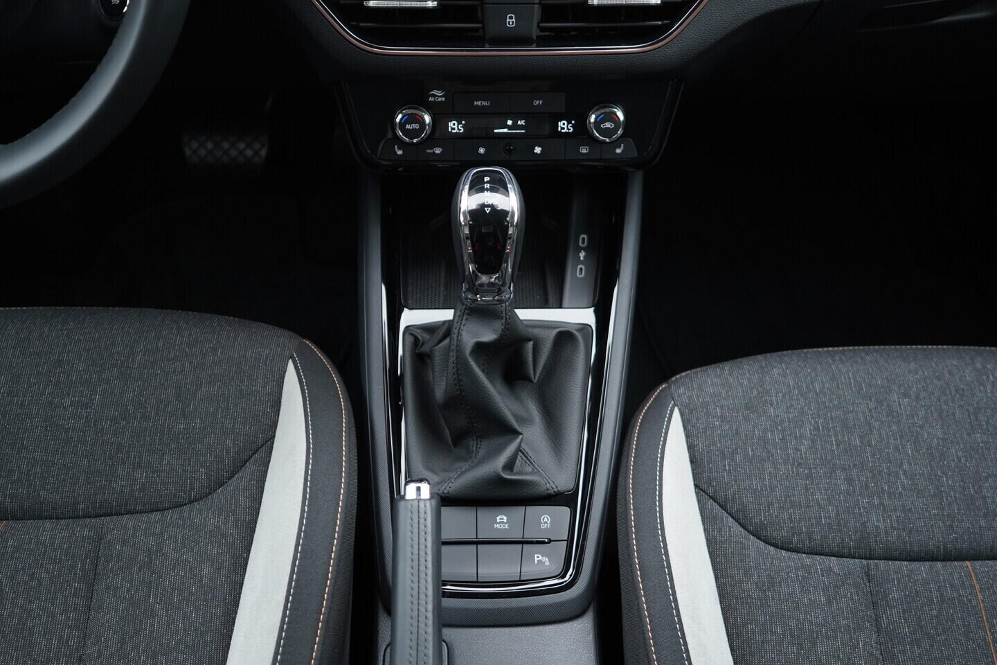 OV190V10016_32.webp_SCALA Top Selection 1.0 TSI 85 kW automat, DPH