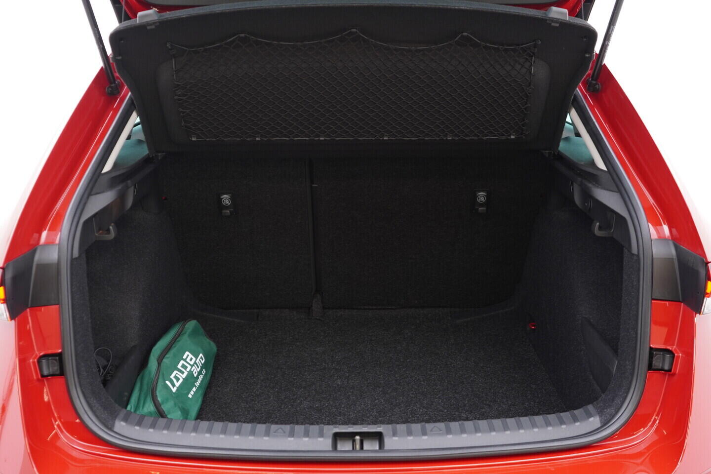 OV190V10016_36.webp_SCALA Top Selection 1.0 TSI 85 kW automat, DPH