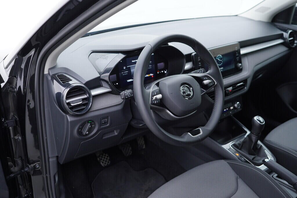 OV190V10019_21.webp_FABIA Selection 1.0 TSI 70 kW manuál, DPH