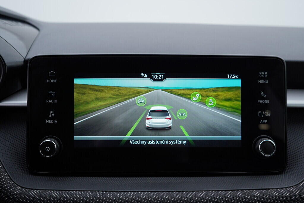 OV190V10019_30.webp_FABIA Selection 1.0 TSI 70 kW manuál, DPH