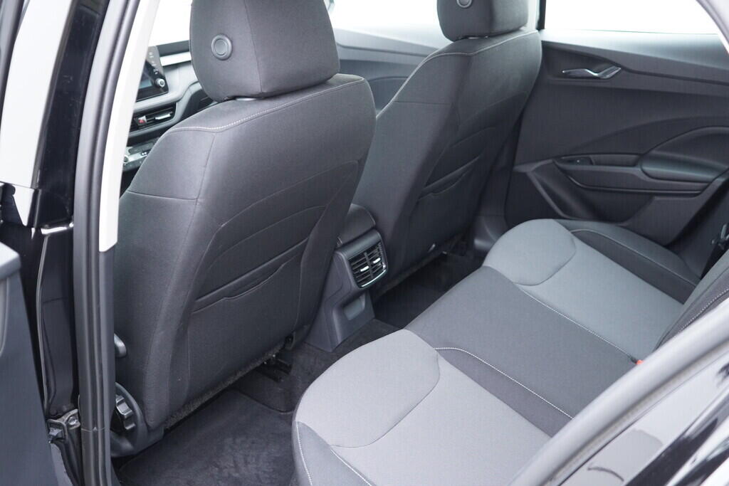 OV190V10019_35.webp_FABIA Selection 1.0 TSI 70 kW manuál, DPH