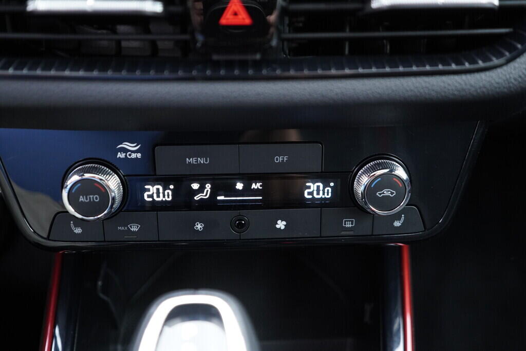 OV190V10020_33.webp_FABIA Monte Carlo 1.5 TSI 110 kW automat, DPH