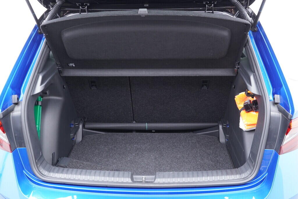 OV190V10020_38.webp_FABIA Monte Carlo 1.5 TSI 110 kW automat, DPH