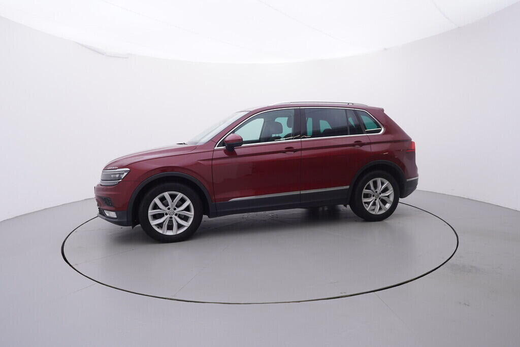 OV190V10021_11.webp_TIGUAN Highline 2.0 TDI 110 kW automat