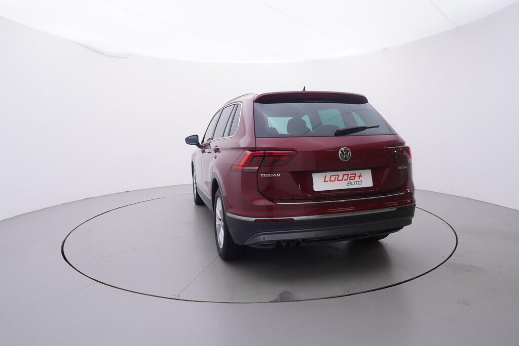 OV190V10021_13.webp_TIGUAN Highline 2.0 TDI 110 kW automat
