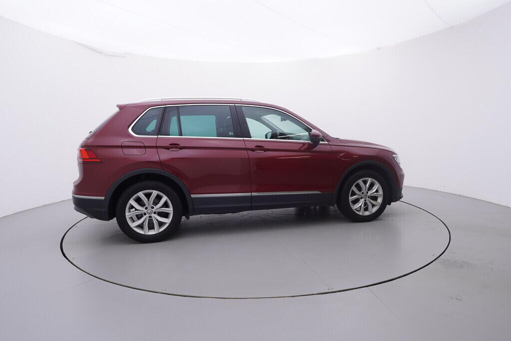 OV190V10021_15.webp_TIGUAN Highline 2.0 TDI 110 kW automat