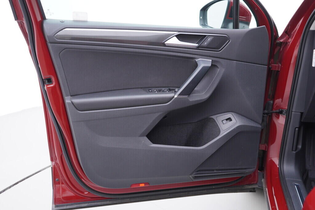 OV190V10021_19.webp_TIGUAN Highline 2.0 TDI 110 kW automat