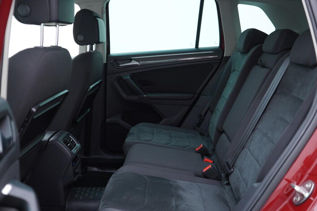 OV190V10021_36.webp_TIGUAN Highline 2.0 TDI 110 kW automat