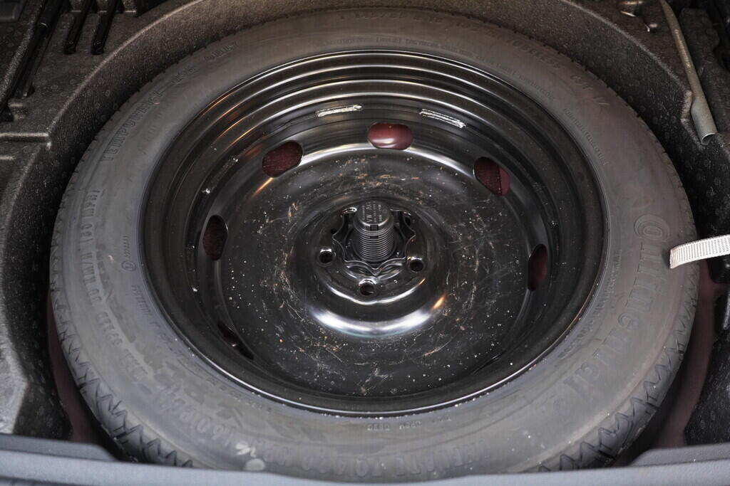 OV190V10021_41.webp_TIGUAN Highline 2.0 TDI 110 kW automat