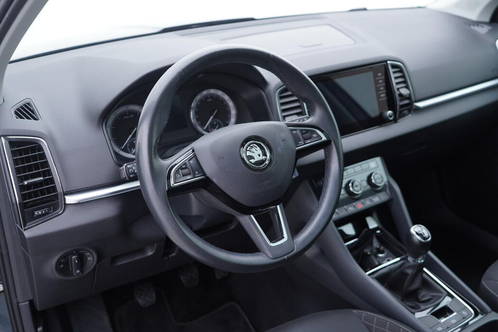 OV190V10023_22.webp_KAROQ Style 1.5 TSI 110 kW manuál