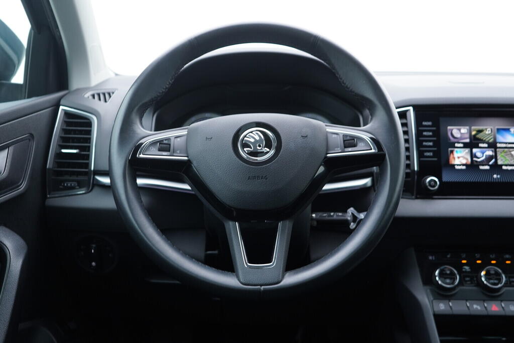 OV190V10023_27.webp_KAROQ Style 1.5 TSI 110 kW manuál