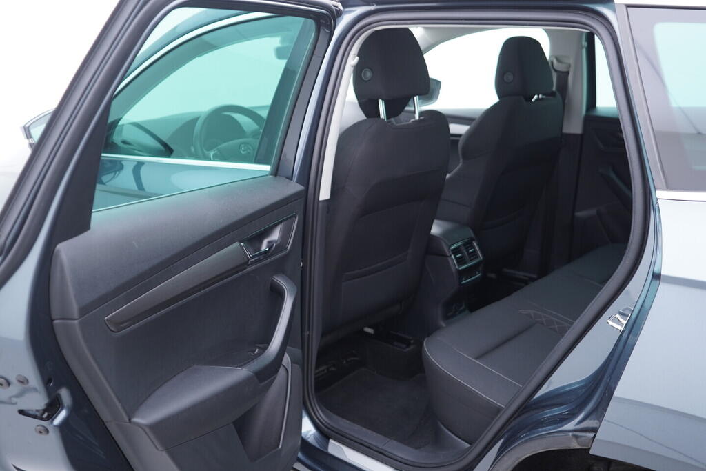 OV190V10023_35.webp_KAROQ Style 1.5 TSI 110 kW manuál