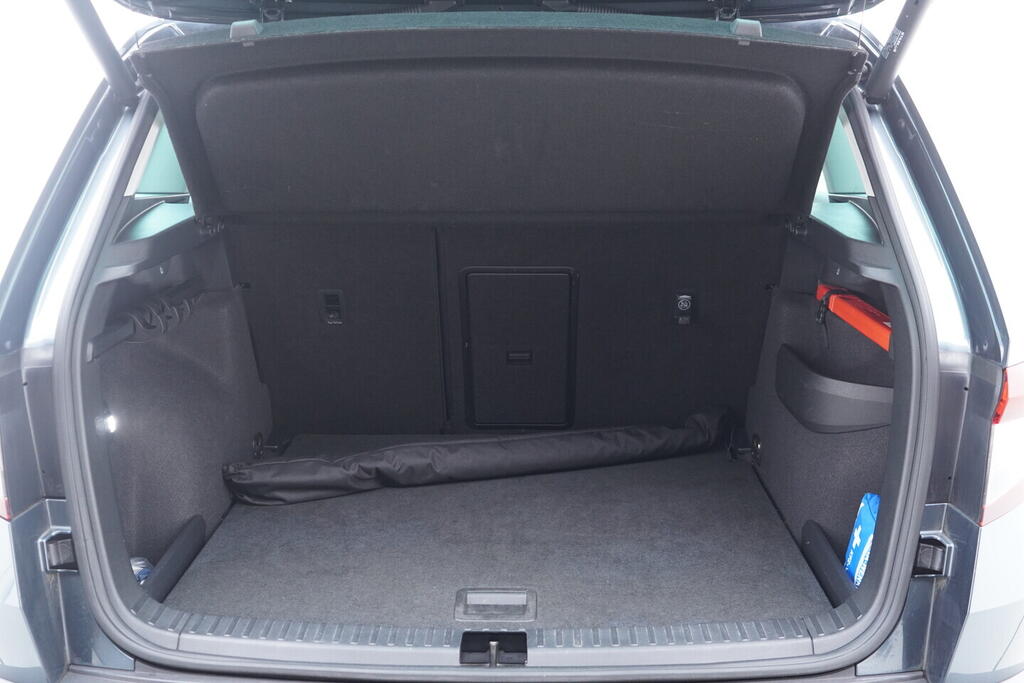 OV190V10023_39.webp_KAROQ Style 1.5 TSI 110 kW manuál