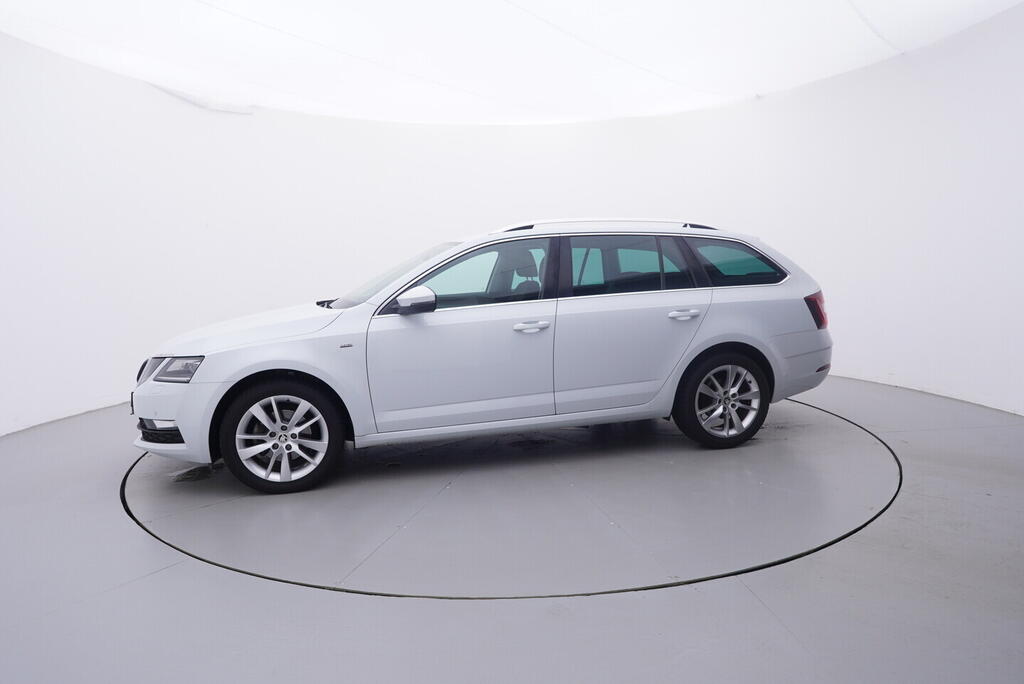 OV190V10024_11.webp_OCTAVIA Style 2.0 TDI 110 kW automat