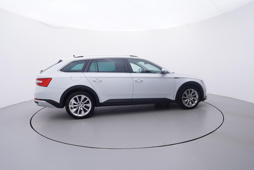 OV190V10026_15.webp_SUPERB Scout 2.0 TDI 140 kW automat, DPH